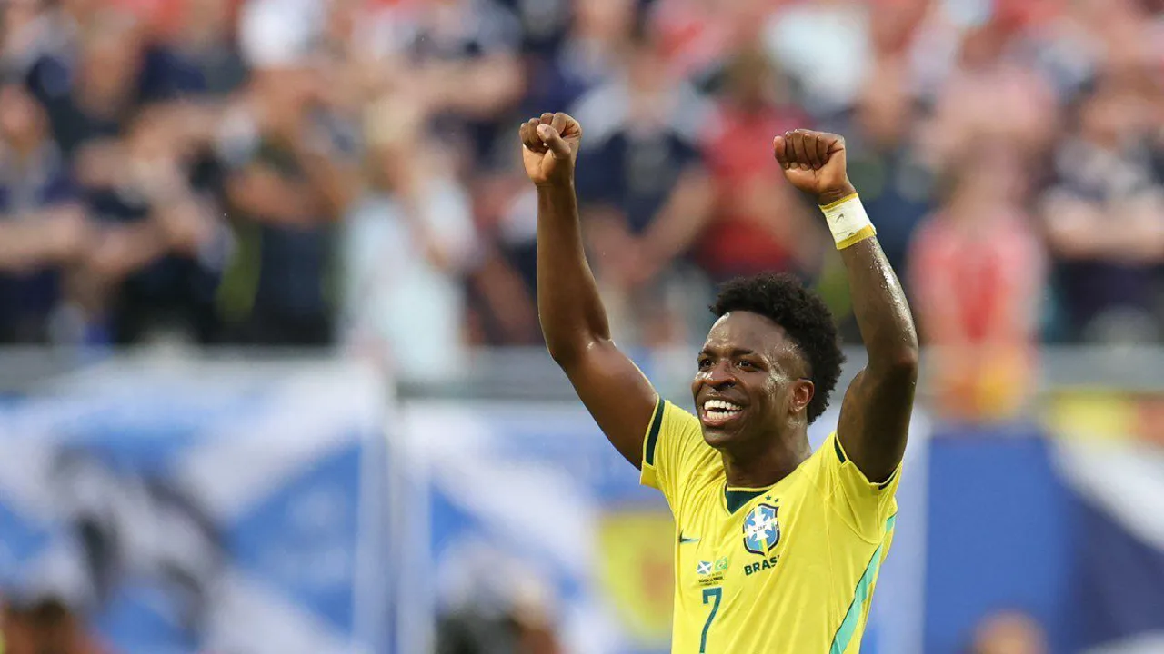Jogadores da Seleção Brasileira em campo durante partida da fase de grupos da Copa do Mundo 2026