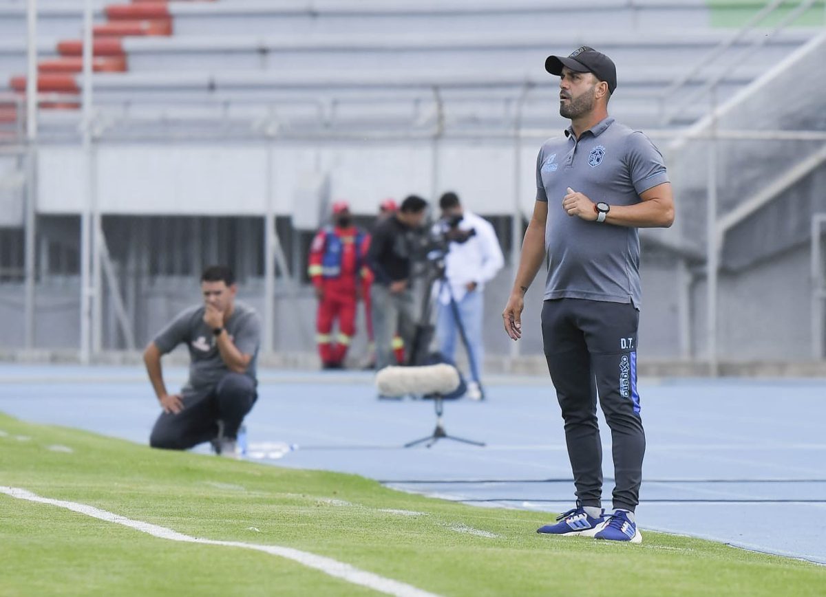 Thiago Leitao (Independiente Petrolero)