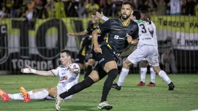 Wellington Silva aos 38 — o zagueiro que a Série B ainda não cansou