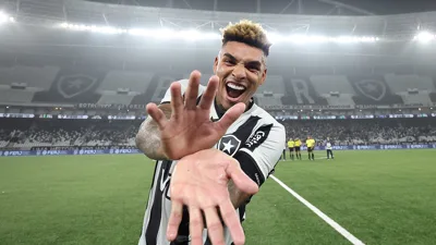 Botafogo tropeça em casa e empata sem gols com o Vitória no Nilton Santos