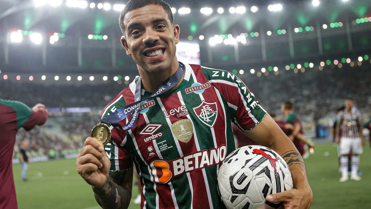 David Terans, meia uruguaio do Fluminense, em ação pelo Brasileirão Série A 2026