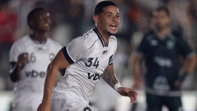 Gabriel Justino cabeceia e Botafogo derruba Cruzeiro por 1 a 0 no Mineirão