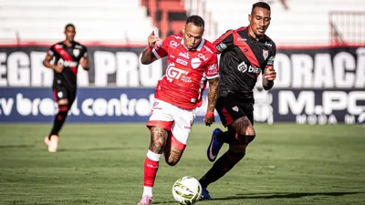 Bressan e Mikael afundam o Vila Nova no Universitário e CRB vence por 2 a 0