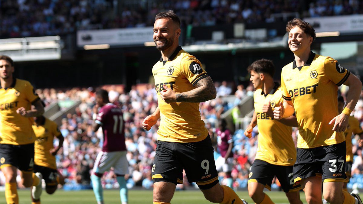 Adam Armstrong (Wolverhampton Wanderers)