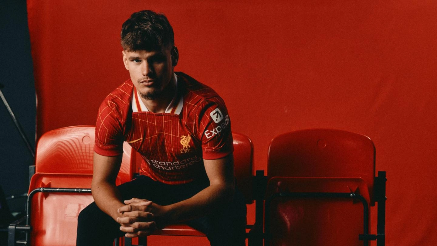 Milos Kerkez (Liverpool)